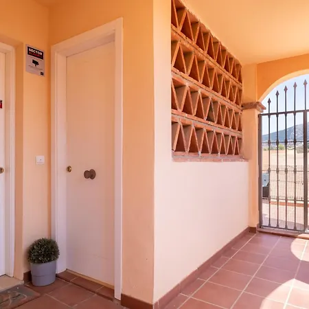 Luxury Golf, Pool & Pet Retreat - Happy Lejlighed Mijas