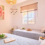 Apartament Luxury Golf, Pool & Pet Retreat - Happy *