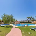 Apartament Luxury Golf, Pool & Pet Retreat - Happy *